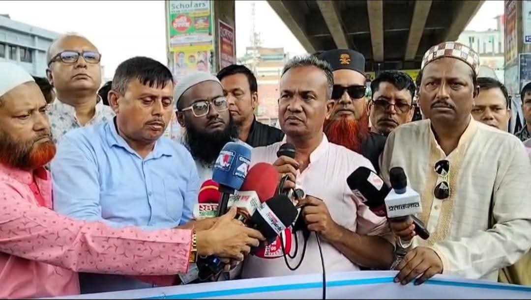 সাংবাদিকতা পেশার অস্তিত্ব রক্ষায় অবিলম্বে গণমাধ্যম কমিশন গঠন করুন